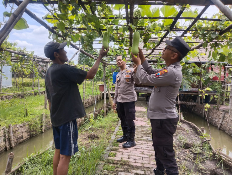Polsek Buduran Gencarkan Patroli Sambang Desa Dukung Program Ketahanan Pangan Polresta Sidoarjo
