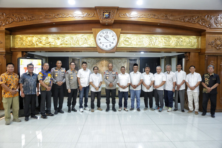 Kapolda Jawa Timur Terima Audiensi dari PWI Jatim, Perkuat Sinergi dan Kolaborasi