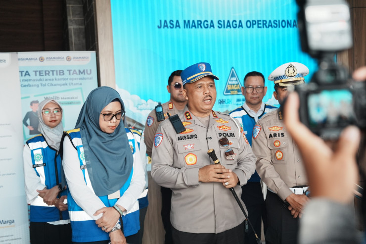 Kakorlantas Pantau Kondisi Lalin Tol Trans Jawa di Masa Long Weekend